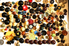 VINTAGE LOT OF BUTTONS ESTATE FIND ANTIQUE Celluloid ART DECO ASSORTED 3 lbs picture