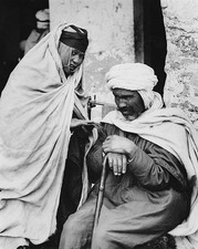 Biskra North Africa a fortune teller predicts the future of a man - Old Photo picture