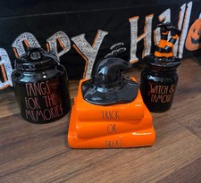 Rae dunn 3 piece Halloween picture