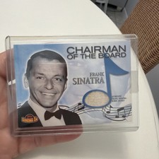 2001 Topps American Pie Insert  WORN JACKET RELIC  Of  FRANK SINATRA  #PAPM1 picture