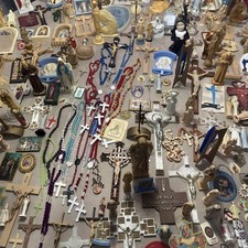 *LOT OF OVER 150 VINTAGE PLASTIC CATHOLIC RELIGIOUS STATUES & HOLY WATER FONTS picture