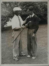 1935 Press Photo Charles Mayo Dr & son Charles Mayo Jr golfing - net16753 picture