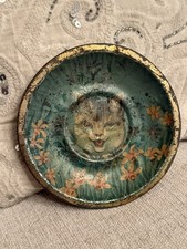 Antique Victorian Lithographed Tin Cat Kitten Toy Plate Daffodils 4.5” Rare picture