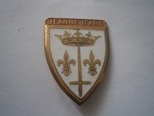 France COURTOIS PARIS c1940 Joan of Arc Jeanne D'Arc Enamel Pin Badge -FREE POST picture