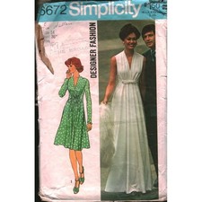 Vintage 1974 Simplicity 6672 Sewing Pattern Misses Dress V-Neck Maxi Size 14 picture
