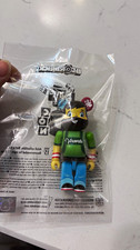 Medicom Toy Be@rbrick Vincent Green Hoodie Designer Plastic Art Toy Figure picture