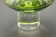 KROSNO Avocado Green MCM 1970 POLAND Art Glass 9” Tall EUC ATOMIC Vase picture