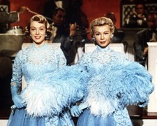 Vera-Ellen and Rosemary Clooney in White Christmas from 24x36 inch Poster picture