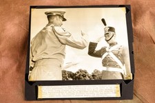 Felix Doc Blanchard Army Football Award West Point 8¾x8 1947 AP Wire Photo V36 picture