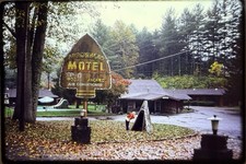 VTG 1989 Kodachrome 35mm Slide - Arrowhead Motel Cherokee NC Roadside Teepee picture
