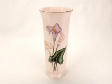 TOYO Octagon Flower Vase, Pink w/Gold Trim, Calla Lily Pattern, Vintage Japan picture