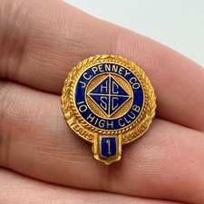 JCPenney Co 10 High Club Lapel Pin Gold Tone 1 Year Service Employee Award Badge picture