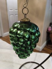 ANTQ. GERMAN KUGEL 4in. MERCURY GLASS GREEN GRAPE CLUSTER NEAR MINT ORNAMENT X1 picture