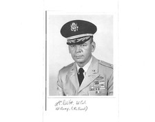 Leonard Dewitt signed 8x10 photo New Guinea Pacific Theater WW II Rare LOOK picture