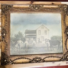 Antique Ornate Victorian Picture Frame Gilt Wood Late 1800s(?) w/ Photo **READ** picture