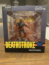 DC Diamond Select Gallery Deathstroke Diorama PVC **unopened** see description picture