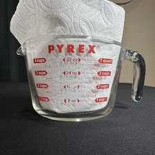 Vintage PYREX Glass Liquid 1 Quart 4 Cup Measuring Red Capital Lettering picture