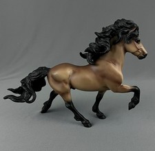 Breyer Reeves Svali Fra Tjorn Horse # 1754 Traditional Icelandic Stallion picture
