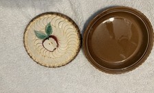 VTG Sanor Ceramica Hand painted Lidded Apple Pie Dish Portugal 12