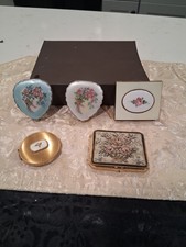 Lot 5vtg Guilloche La Mode And REX 5th Ave Compacts one Pettipoint Bakelite picture