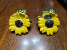 Vtg 1950s Sylvans Pasadena California Ceramic Sunflower Salt Pepper Shaker Set picture