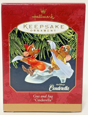 1997 Hallmark Disney Cinderella Gus & Jaq Glass Slipper Ornament QXD4052 Box picture