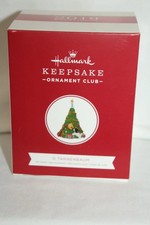 HALLMARK KEEPSAKE 2019 O TANNENBAUM ORNAMENT --10-24-261 picture