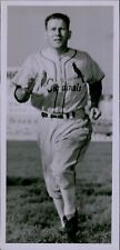 LG833 1959 Orig Photo SOLLY HEMUS St Louis Cardinals Baseball Shortstop Running picture