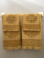 4 Vtg St Mary's Fieldcrest Harvest Gold Towels w Fringe 2 Bath & 2 Hand ~ 1970s picture