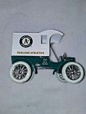 1993 Oakland Athletics A's Baseball Die-Cast Truck Bank 1st In A Series w/Key picture
