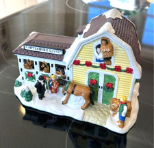 RARE 2000 Victorian Village Christmas Canterbury Livery Barn Perfect picture