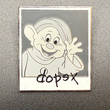 Disney Dopey Polaroid Autograph Limited Edition 250 Pin picture