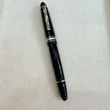 Montblanc Classic Meisterstuck 146 Black Fountain Pen With Box picture