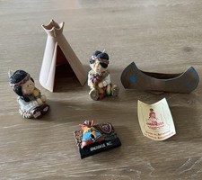 The Cherokee Native American Leather Boat 2 Figurines, Tent and Magnet picture