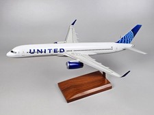 757-200 Boeing United Airlines EVO livery aircraft airplane model 1/100 picture