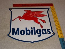 VINTAGE MOBIL MOBILGAS PEGASUS HORSE 11 3/4
