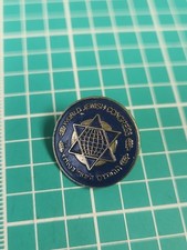 Vtg World Jewish Congress Gold Tone Lapel Pin picture