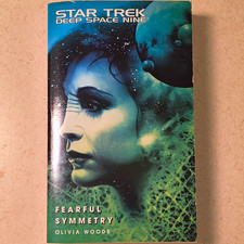 Star Trek Deep Space Nine Fearful Symmetry Paperback English Sci-Fi & Horror picture