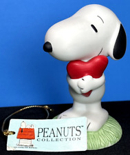 Vintage Westland Giftware Peanuts #8344 SNOOPY Hugging Heart Porcelain Figurine. picture