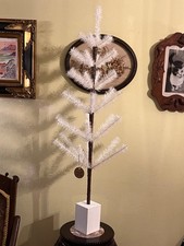 SALE 3.5 ft SOFT CRUELTY FREE GOOSE Feather Tree WEDDING White😹🥳we’ll make it picture