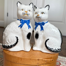 π Pair of Antique STAFFORDSHIRE Porcelain CATS picture