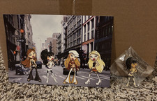 Bratz Kickin' It In The City Postcard Unposted w/ Jade Pin, MGA Entertainment picture