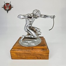 1930-1932 Pierce Arrow Archer 'Tiereur d'Arc' W. N. Schnell Mascot Hood Ornament picture