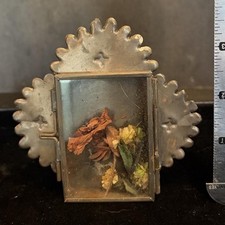 Vintage Mexican Tin Nicho Shadowbox Small Folk Art Shrine with Dried Flowers picture