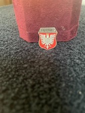 Vintage  Frankfurt Germany Souvenir Pin features coat of arms picture