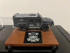 Lenco BearCat G2 DC Metropolitan Police Emergency Response Team 1:35 Wood Model  picture