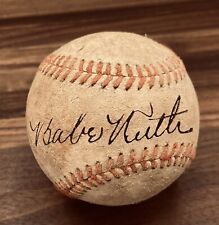 BEAUTIFUL Babe Ruth Yankees Autographed Baseball Ball Signed Museum Replica picture