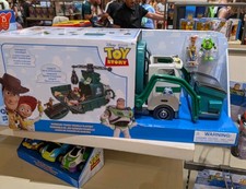 NEW💥Disney Parks WDW Pixar Toy Story Garbage Truck Playset Woody Buzz Lightyear picture
