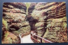 Wisconsin Dells Wisconsin WI Postcard Moss Chamber In Cold Water Canyon picture