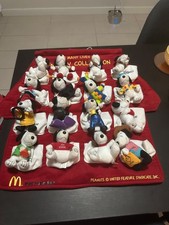 Vintage 2001 snoopy mcdonalds collection full set with mat picture